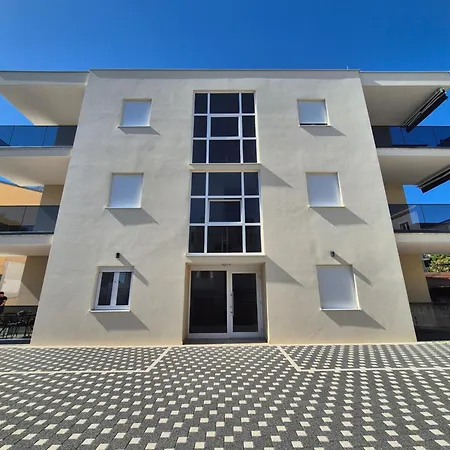 Apartment Nikol